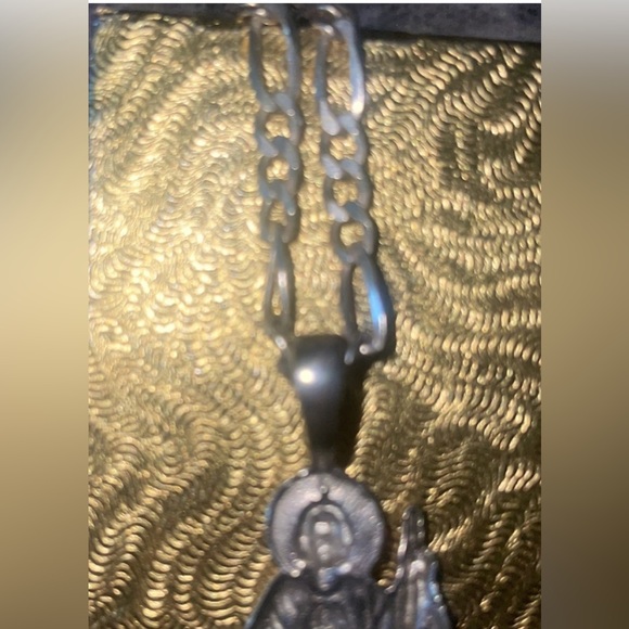 New St Jude NeckLess Chain Sliver 14K With Free Mystery Gift. - Picture 3 of 12